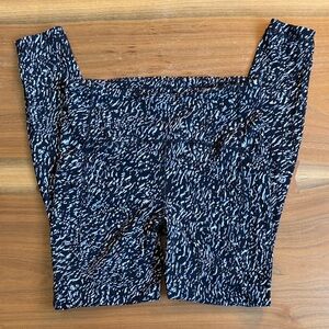 Lululemon Swift Speed High-Rise Leggings 28” Black & White Size 8